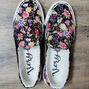 Very G Roxanne Women's floral sneaker
